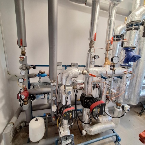 Teplovodná prípojka 38BJ a DOST Teplovodná prípojka 38BJ a DOST